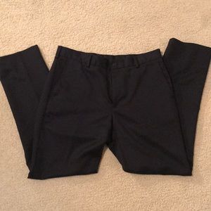 Navy blue men’s dress pants. Slim 33 x 32. Van Heusen Traveler. VGUC